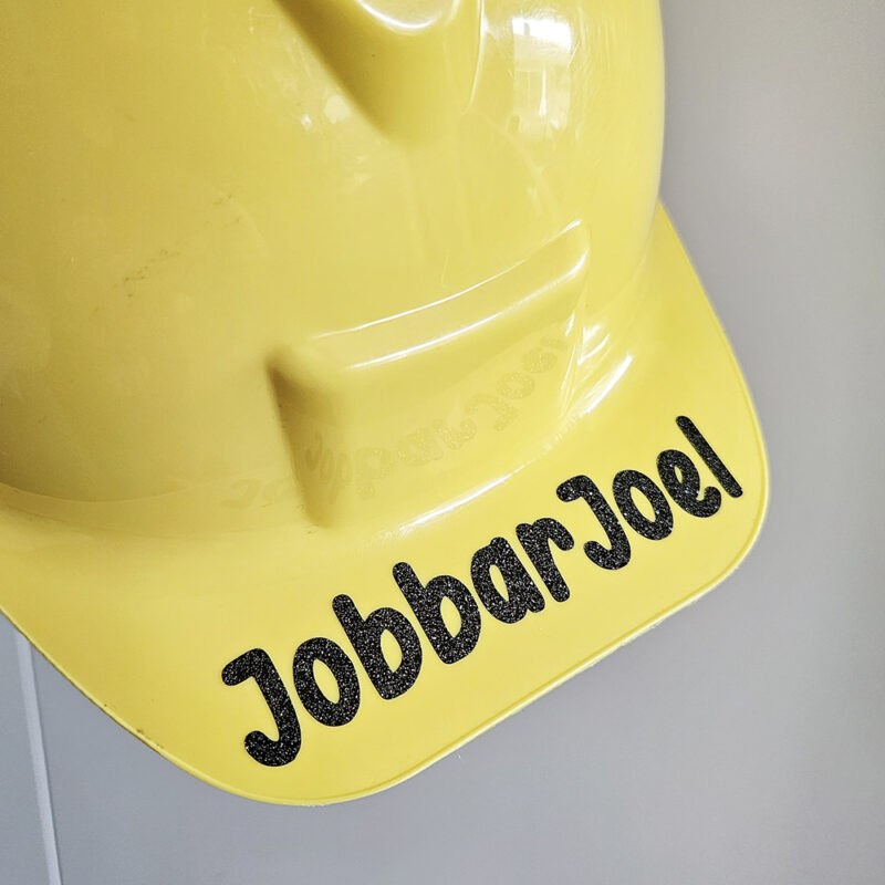 Dekal egen text (enfärgad)